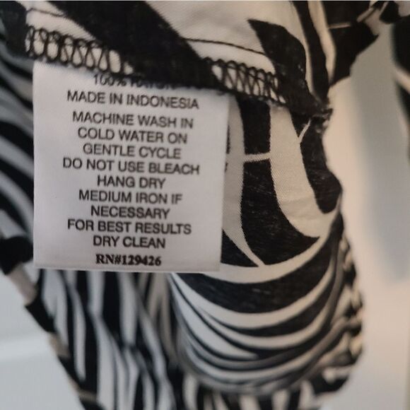 Escapada Zebra Print Blouse - Picture 6 of 9